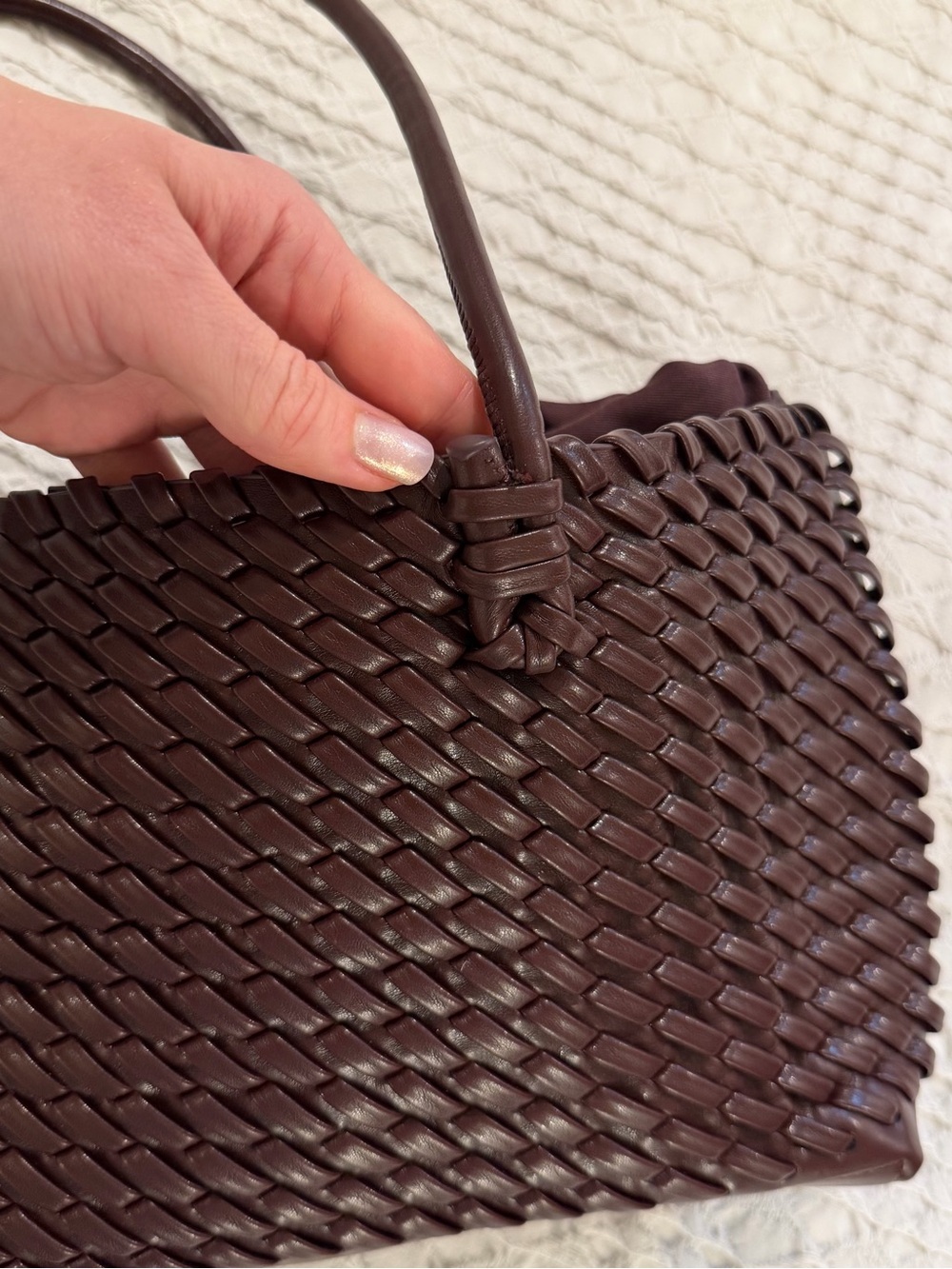 Woven Vegan Leather Shoulder Tote in Deep Burgundy - Picture 9 of 12